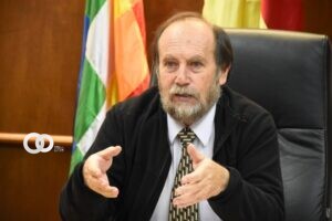Citan al ex ministro Marcelo Navajas a declarar como testigo en caso de respiradores chinos