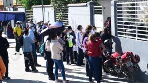 Tras el anuncio del gobierno de usar la segunda dosis de la