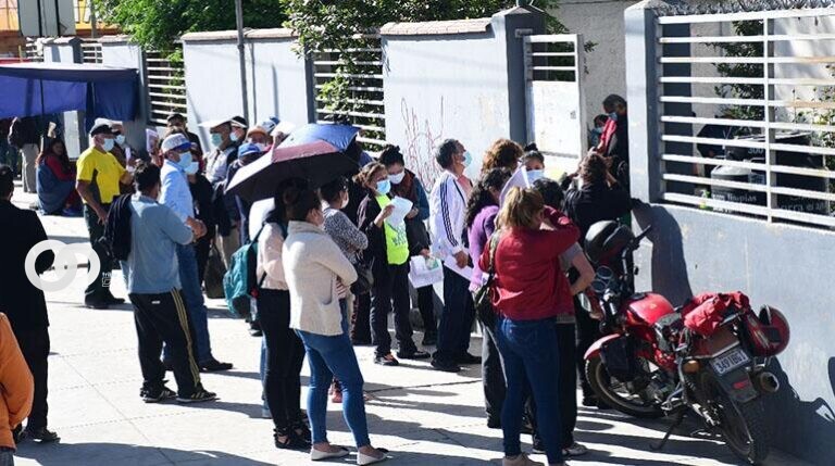 Tras el anuncio del gobierno de usar la segunda dosis de la