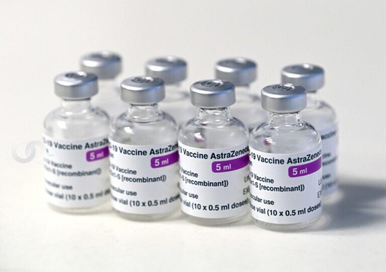Tratamiento con anticuerpos de AztraZeneca no previene el Covid-19 sintomático