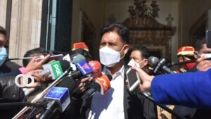 Gobierno flexibiliza decreto de importación de vacunas anticovid