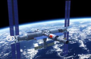 Nave Shenzhou 12 se acopla a la estación orbital de China