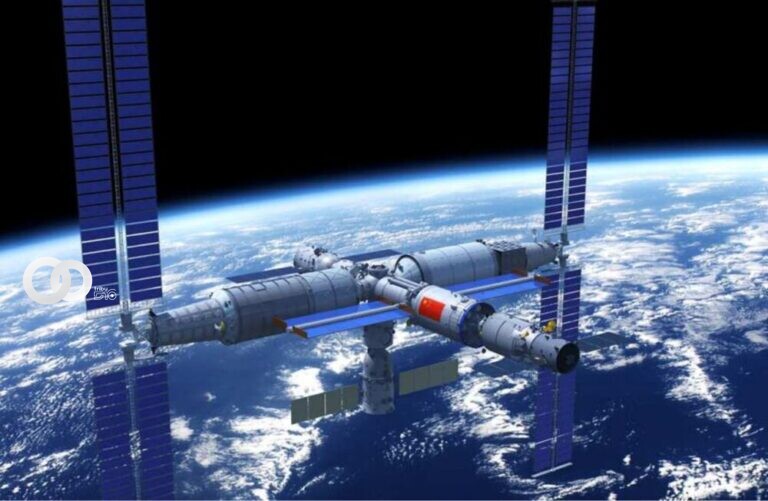 Nave Shenzhou 12 se acopla a la estación orbital de China
