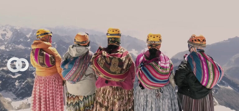 Cholitas escaladoras en conjunto con la Alcaldía buscan la reactivación turística
