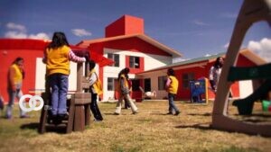 Conforman mesa nacional para la restitución del derecho a la familia de niños y adolescentes