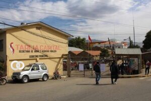 Trabajadores municipales firman acuerdo con la alcaldía y levantan paro en Tarija