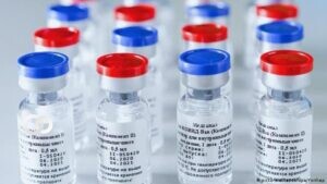 Rusia comenzó pruebas para determinar la eficacia de su vacuna en adolescentes