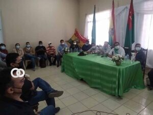 Cívicos convocan a un cabildo para defender su territorio