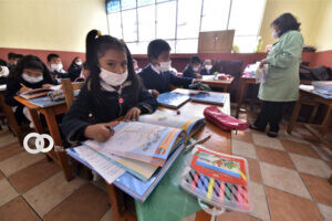 Padres de familia en Sucre exigen clases semipresenciales