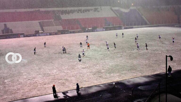 Nacional Potosí y Real Santa Cruz completarán este miércoles los 12 minutos que restan por jugar