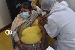 Gobierno anuncia que 38.340 personas del área rural de La Paz fueron vacunadas