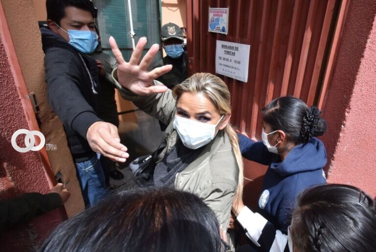 Determinan seis meses más de detención para Jeanine Ánez