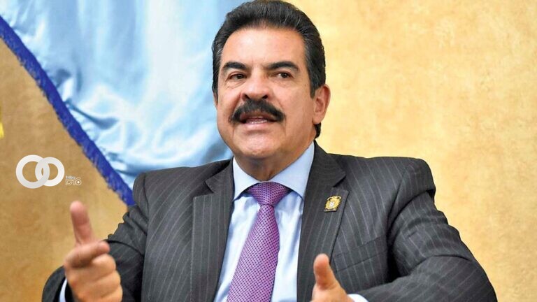 Manfred Reyes Villa
