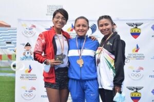 Mayra Quispe gana medalla de bronce