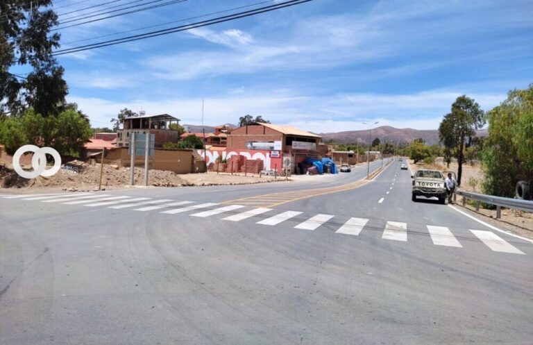 Nueva carretera asfaltada en Cochabamba