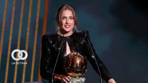 Alexia Putella, jugadora que se lleva Balón de Oro 2021.