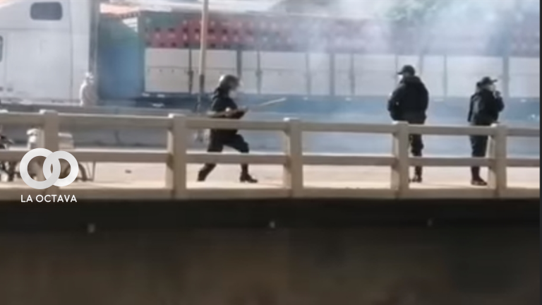 Policía en Suticollo. Imagen. RKC