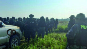Policía Boliviana en Las Londras