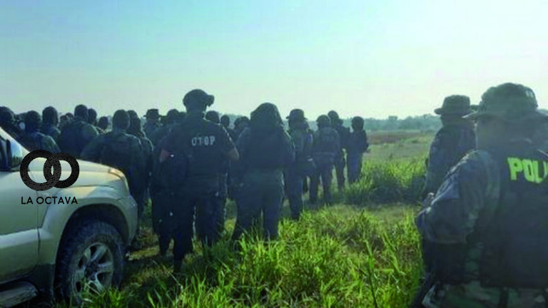 Policía Boliviana en Las Londras