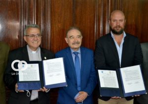 FIRMA DE CONVENIO ENTRE UCB Y BOLIVAR