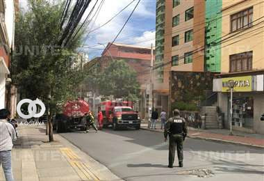 La Paz: explosión de garrafa ocasionó el incendio de un restaurante