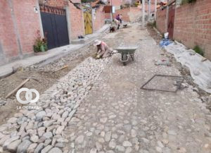 Inician empedrado de calles en San Antonio