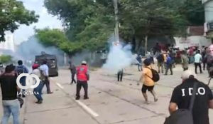 Santa Cruz: enfrentamientos en la sede de campesinos