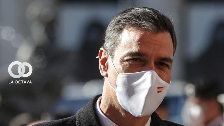 Presidente del gobierno español, Pedro Sánchez, cree que es necesario hablar sobre un posible cambio de estrategia