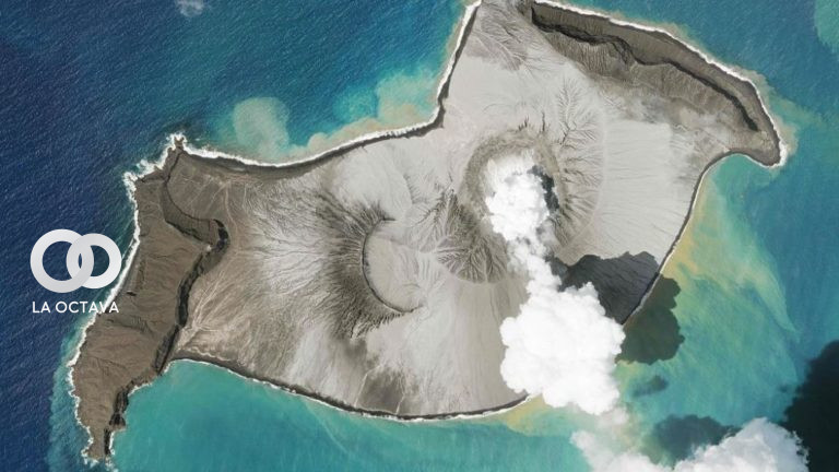 Varios países del Pacífico emiten alertas por tsunami tras la erupción volcánica en Tonga