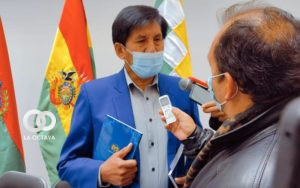 Felix Akpi, senador