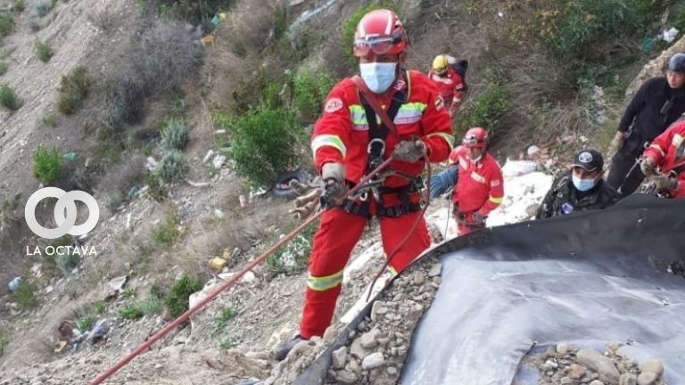Hombre que cayó a barranco en Alto Chijini fue rescatado