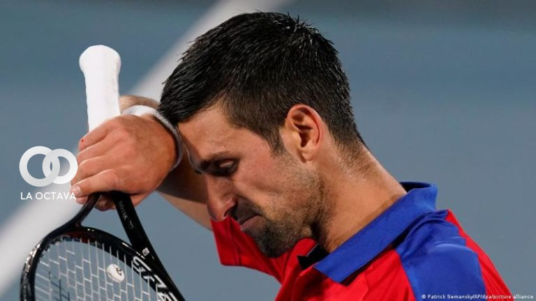 Djokovic es admitido en el territorio francés tras polémica por vacuna