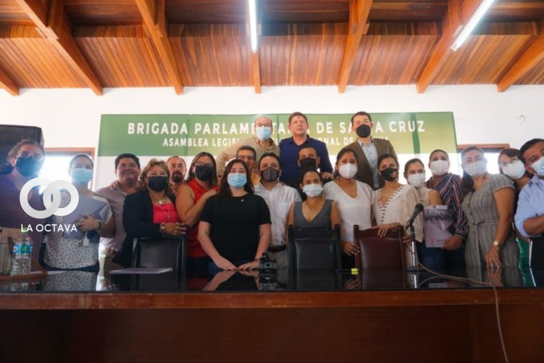 Santa Cruz: séptima sesión de la brigada parlamentaria posesionó su nueva directiva