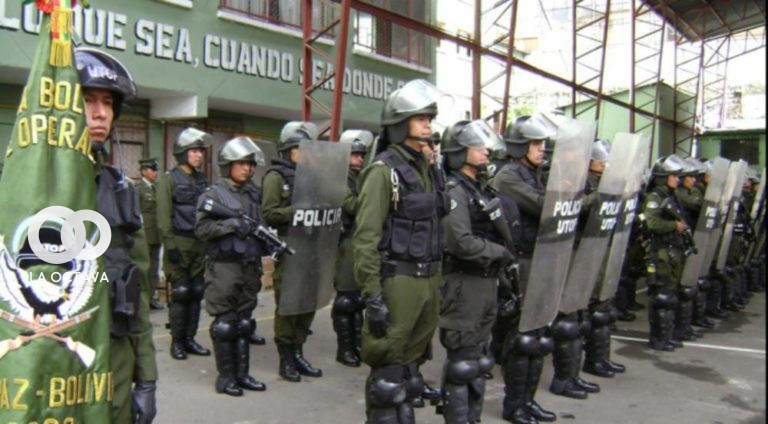 Equipamiento para la policía boliviana