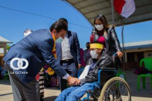 Alcalde de Tarija estuvo con los beneficiarios.