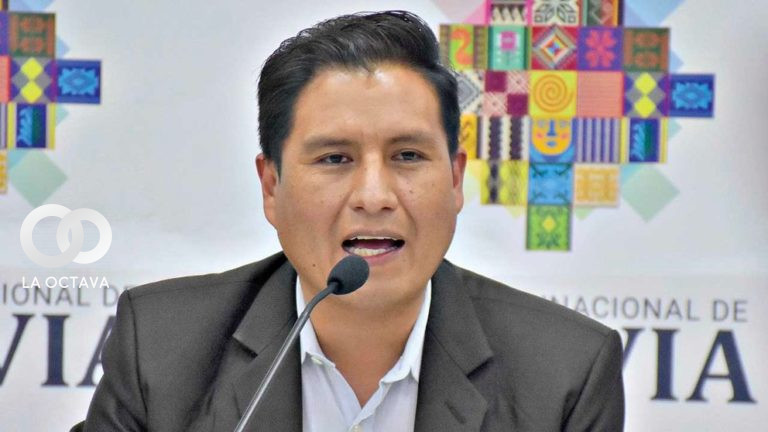 Jeyson Auza Ministro de Salud y Deportes.
