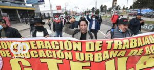 Movilización de maestros para ítems en Santa Cruz
