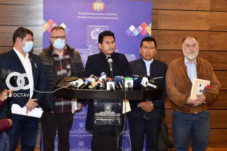 Conferencia de Prensa
