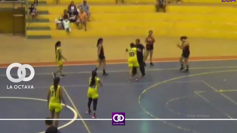 final del torneo de básquet en Cobija