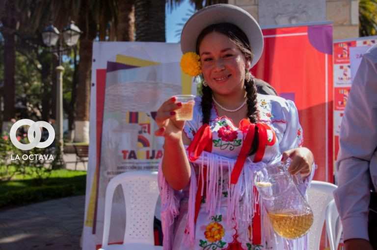 Primera Caravana Turística de la Ruta del Singani