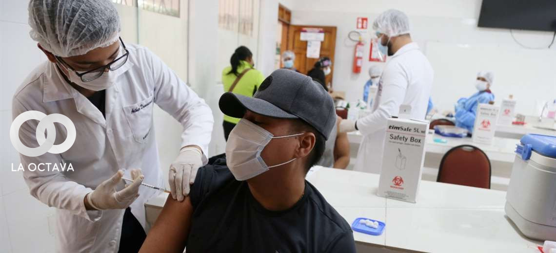 Vacunación contra el Covid-19 en Bolivia 
