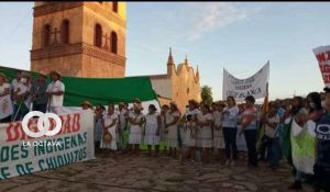 Indígenas de San José de Chiquitos y de la provincia Guarayos