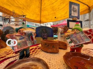 Artesanías en miniatura de la Feria de Alasitas.