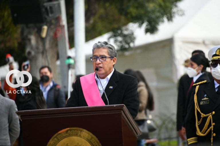 Edmundo Novillo, Ministro de Defensa.