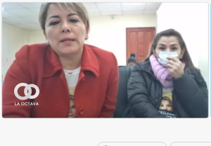 Jeanine Áñez junto a su abogada.