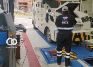 Alcaldía paceña brinda inspección vehicular gratuita