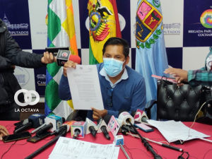 Diputado Mamani envia tres peticiones de informe