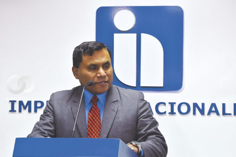 Mario Cazón, Presidente del Servicio de Impuestos Nacionales