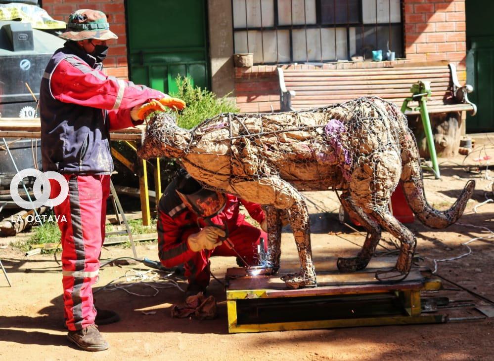 Esculturas de animales en peligro de extinción