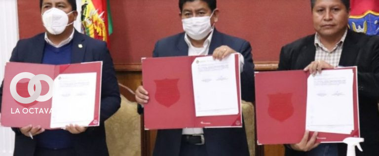 Entrega del proyecto "Catastro Urbano 2D" en la ciudad de Oruro